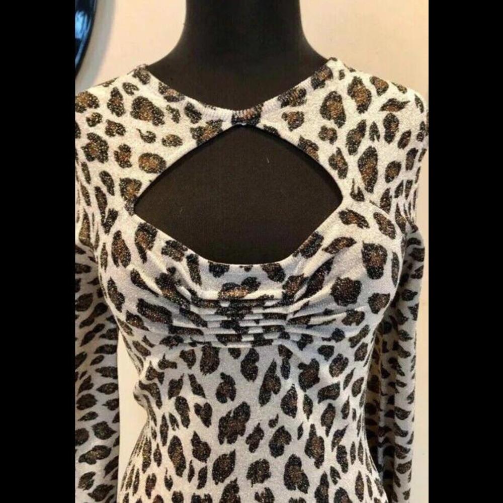 👠👚💛Cache Metallic Animal Print Ruched Keyhole Neck Top Stretch Sz Small - Picture 9 of 13